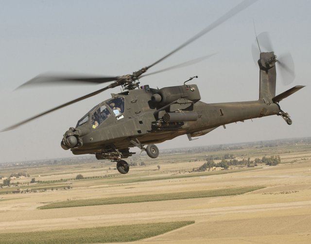 Egyptian_Air_Force_finally_received_ten_AH_64_Apache_attack_helicopters_640_001.jpg