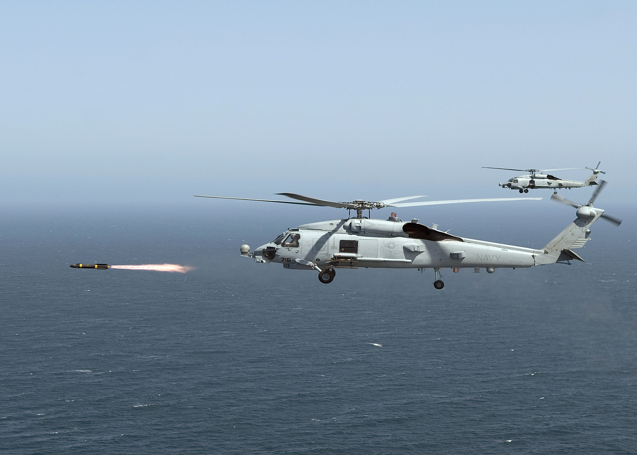 MH-60R_Seahawk_and_Hellfire.jpg