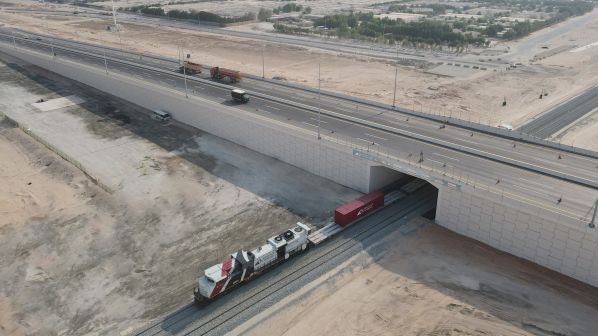 Etihad-Rail-completes-construction-works-of-Package-A-of-Stage-Two-of-the-UAE-National-Railway-Network.jpg