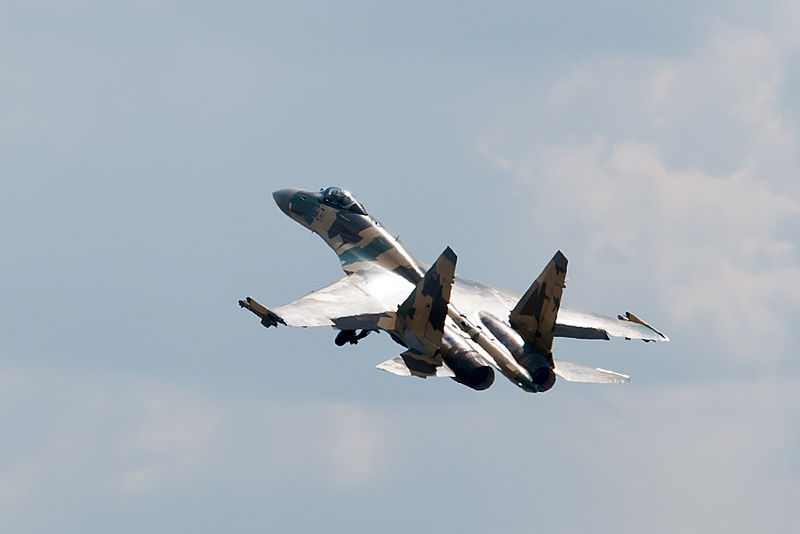 800px-Sukhoi_Su-35_at_100_Year_Anniversary_Russian_Air_Force_2012-08-12_2.jpg