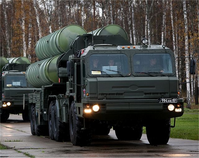 India_wants_to_purchase_Russian-made_S-400_SA-21_Triumf_air_defense_missile_system_640_001.jpg