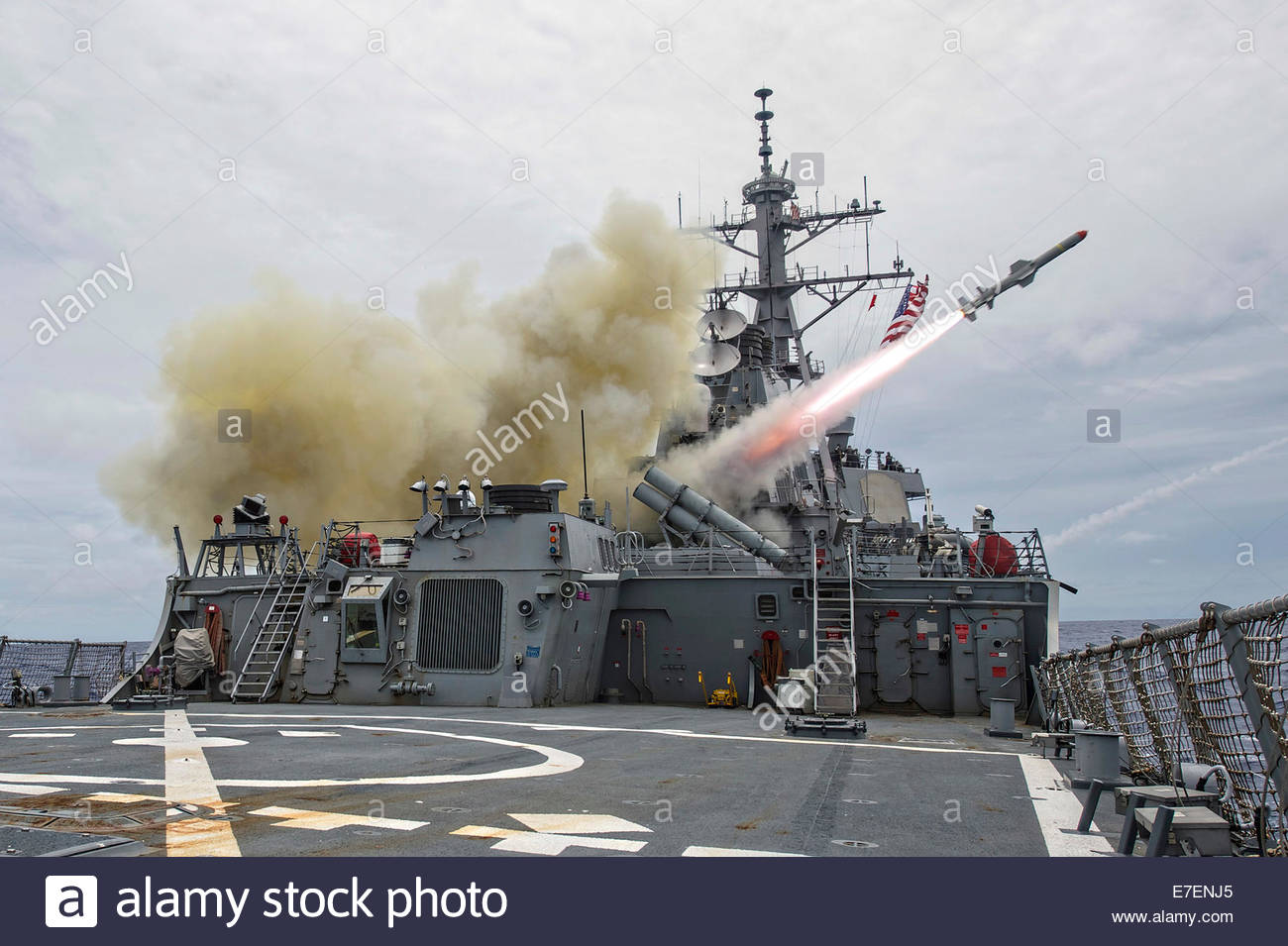 a-harpoon-anti-ship-missile-is-launched-from-the-arleigh-burke-guided-E7ENJ5.jpg