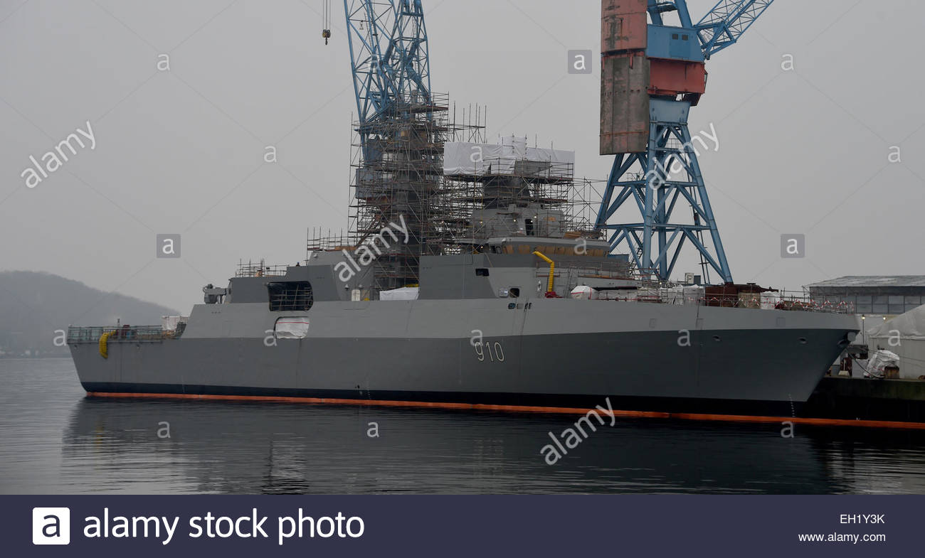 kiel-germany-12th-feb-2015-a-frigate-destined-for-the-algerian-navy-EH1Y3K.jpg