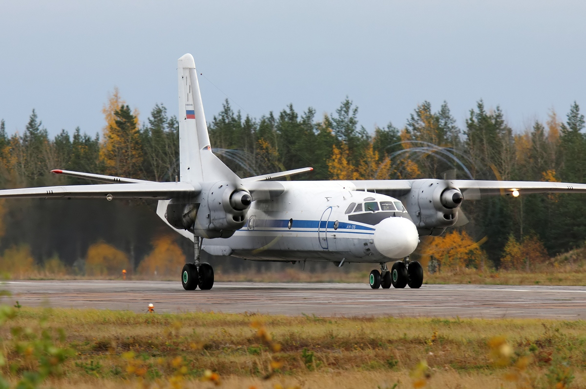 Russian_Air_Force_Antonov_An-26_Dvurekov-2.jpg