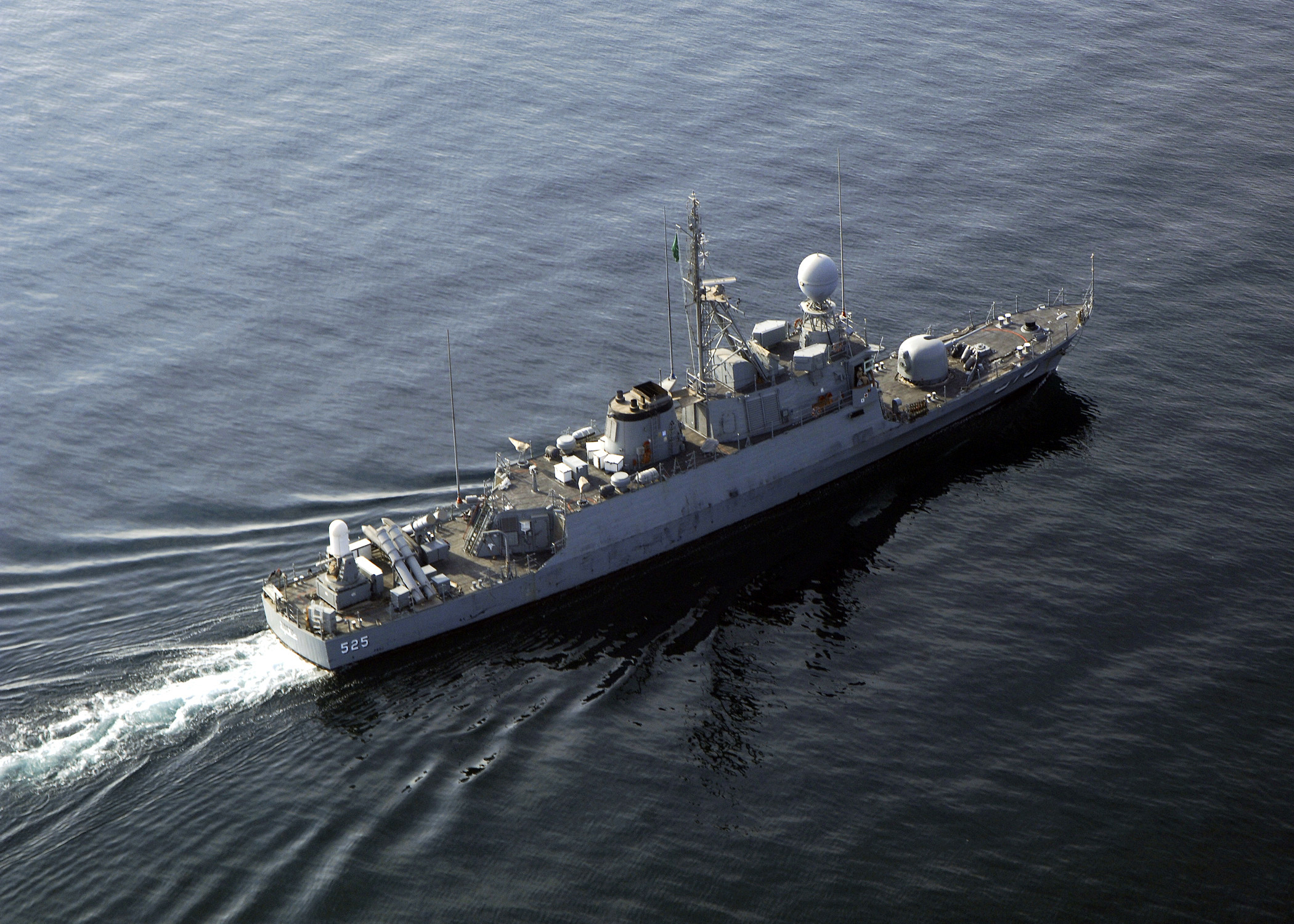 As-Sadiq_class_missile_boat_Oqbah_(525)_of_the_Royal_Saudi_Navy.jpg