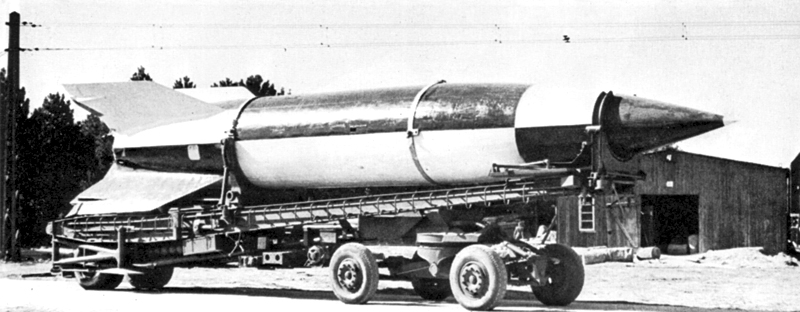 V-2_Rocket_On_Meillerwagen.jpg