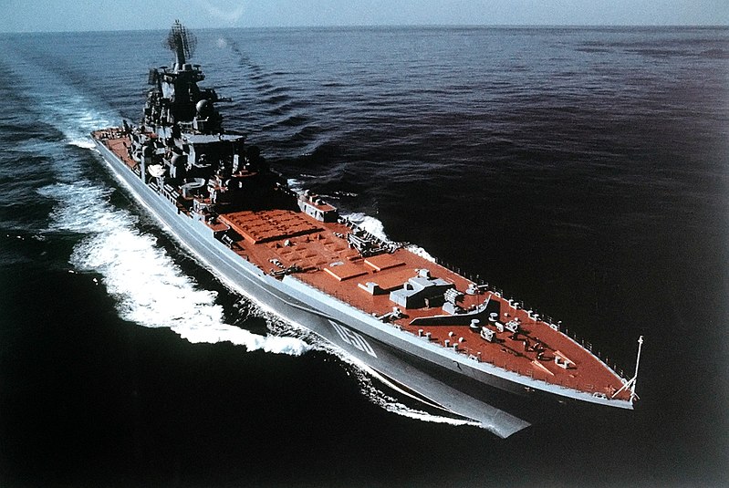 800px-Kirov-class_battlecruiser.jpg