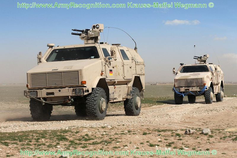 Dingo_2_wheeled_armoured_vehicle_personnel_carrier_Germany_German_army_Krauss-Maffei_Wegmann_009.jpg