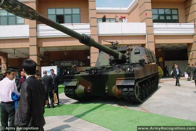 T-155_Firtina_155mm_tracked_self-propelled_howitzer_Turkey_Turkish_army_defence_industry_military_technology_007.jpg