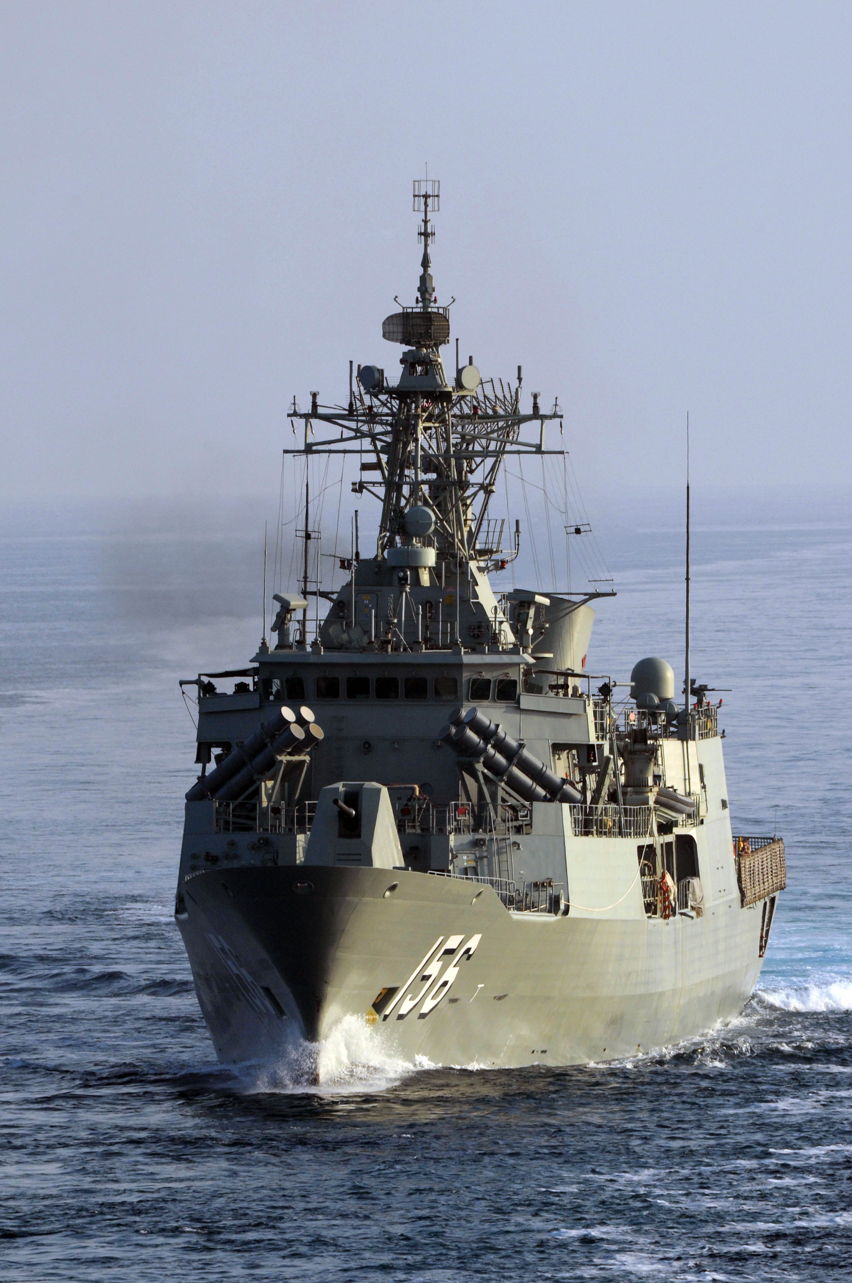 HMAS_Toowoomba_FFH-156_Gulf_of_Oman.jpg
