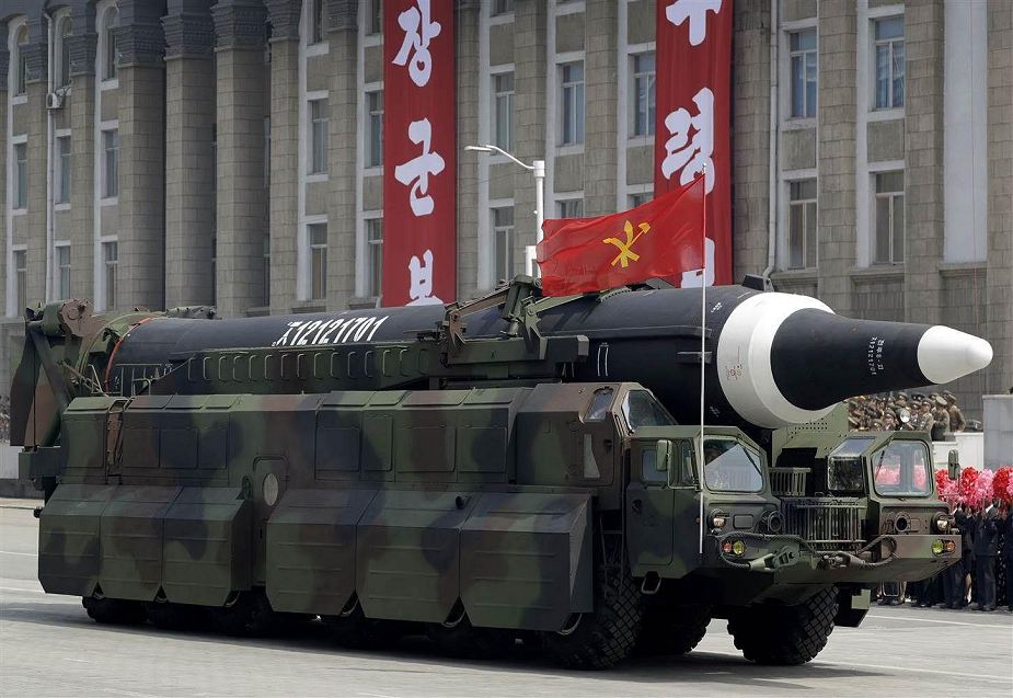 Hwasong-12_KN-17_ballsitic_missile_North_Korea_army_military_parade_February_2018_925_001.jpg