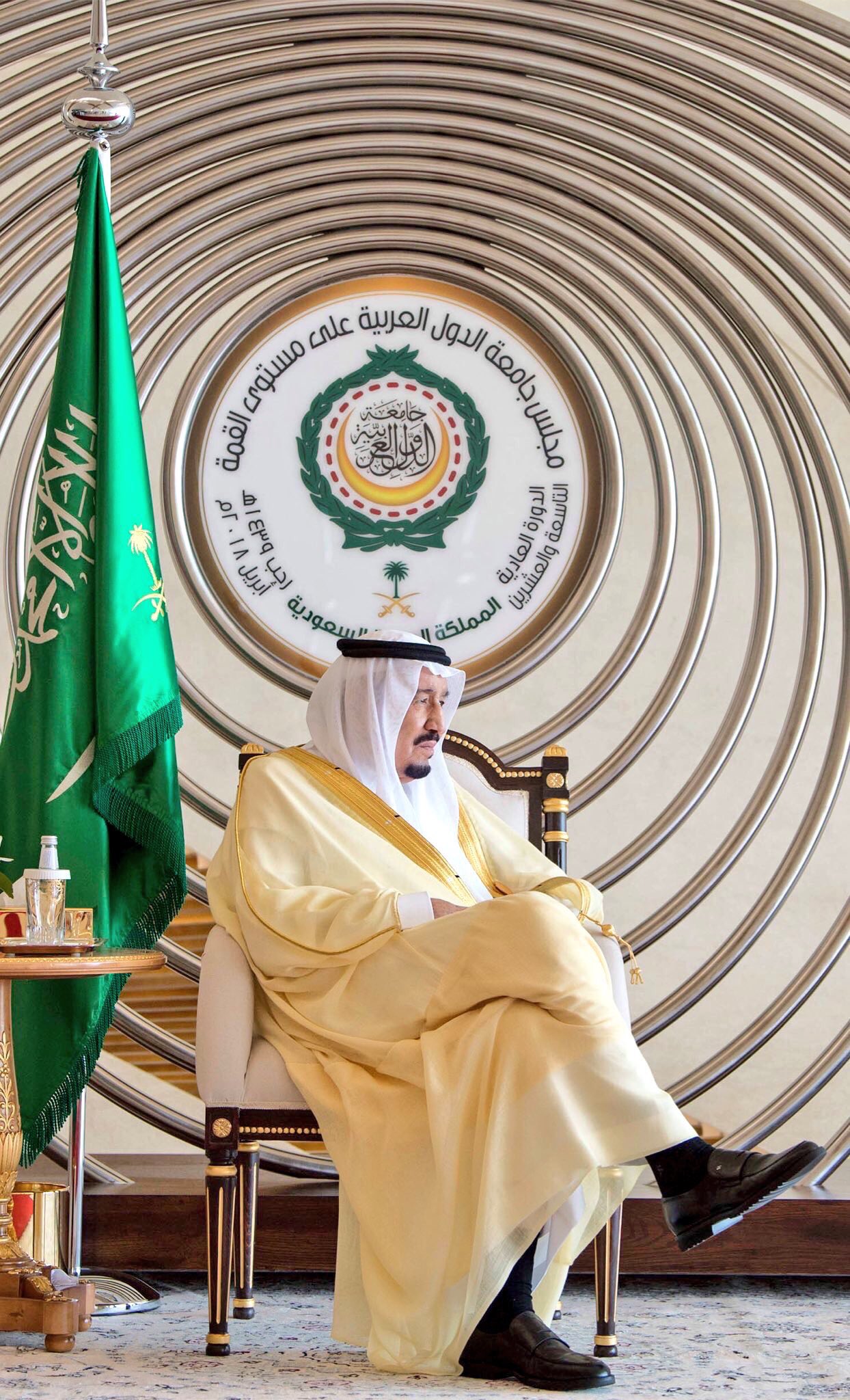 Amani A. Alajlan on Twitter: ماتربعنا على القمة عبث 🇸🇦 #قمة_الظهران  #القمة_العربية29 https://t.co/awGCzfvISF / Twitter Amani A. Alajlan on Twitter: ماتربعنا على القمة عبث 🇸🇦 #قمة_الظهران  #القمة_العربية29 https://t.co/awGCzfvISF / Twitter