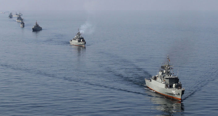 السفن الحربية الإيرانية في مضيق هرمز السفن الحربية الإيرانية في مضيق هرمز