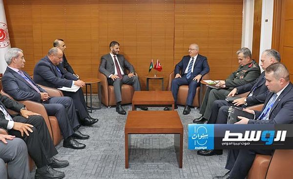لقاء وزير الدفاع التركي مع الطرابلسي في إسطنبول، الثلاثاء 22 أكتوبر 2024. (وزارة الدفاع التركية) لقاء وزير الدفاع التركي مع الطرابلسي في إسطنبول، الثلاثاء 22 أكتوبر 2024. (وزارة الدفاع التركية)