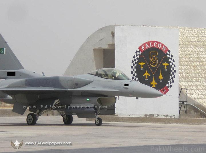 268770-PAF-F-16C-Block-52-with-CFT-F-16-bk52-c-hangar.jpg