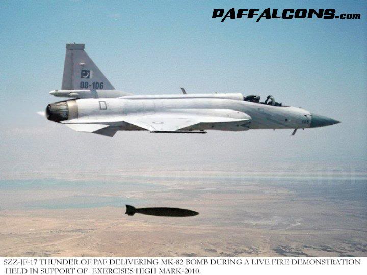 JF-17MK-82.jpg