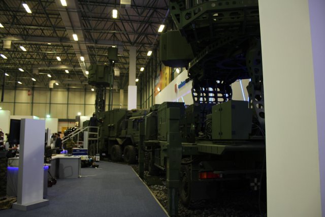 Impressive_KORAL_Land_Based_Radar_Electronic_Warfare_System_on_aselsan_booth_at_IDEF_2015_640_003.jpg