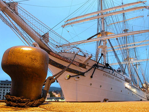 statsraad-lehmkuhl-884903.jpg