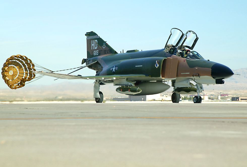F4Taxying.jpg