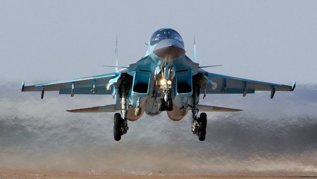 الروسية Su-34 ثقيلة جدًا كمقاتلة وصغيرة جدًا مثل القاذفة الروسية Su-34 ثقيلة جدًا كمقاتلة وصغيرة جدًا مثل القاذفة
