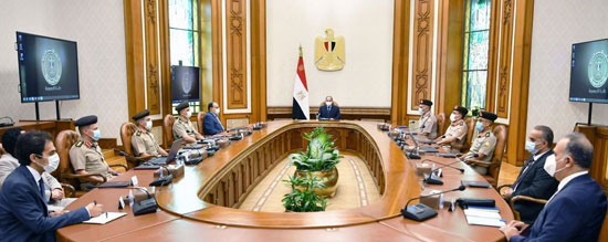 الرئيس السيسى يتابع موقف مشروعات الهيئة الهندسية  (4) الرئيس السيسى يتابع موقف مشروعات الهيئة الهندسية  (4)