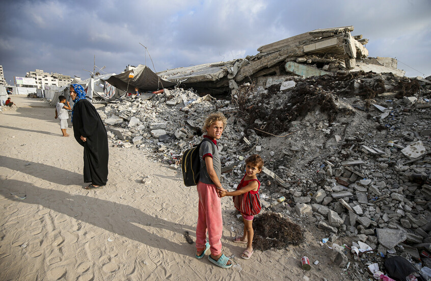 الأكبر في تاريخها.. 100 ألف طن من المعدات العسكرية الأمريكية لـتدمير غزة تصل إلى إسرائيل الأكبر في تاريخها.. 100 ألف طن من المعدات العسكرية الأمريكية لـتدمير غزة تصل إلى إسرائيل