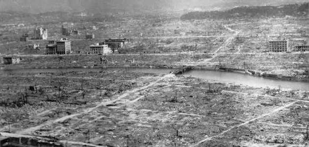 21وصلت الطائرة إلى المدينة وأخذوا يطوفون فوقها في حالة من عدم التصديق ثم هبطت الطائرة جنوب المدينة، وقام الضابط على الفور بإبلاغ طوكيو بما يشاهد.لا يمكن معرفة عدد الضحايا على وجه الدقة لأن الجثث أحرقت تماما وتقدير الضحايا تم بناء على بيانات السكان الذين سكنوا المنطقة.  21وصلت الطائرة إلى المدينة وأخذوا يطوفون فوقها في حالة من عدم التصديق ثم هبطت الطائرة جنوب المدينة، وقام الضابط على الفور بإبلاغ طوكيو بما يشاهد.لا يمكن معرفة عدد الضحايا على وجه الدقة لأن الجثث أحرقت تماما وتقدير الضحايا تم بناء على بيانات السكان الذين سكنوا المنطقة.