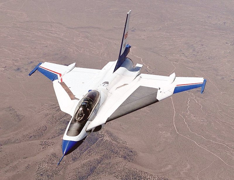 طراز F-16XL طراز F-16XL
