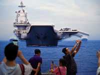 أرشيفية.. حاملة الطائرات الصينية لياونينغ أرشيفية.. حاملة الطائرات الصينية لياونينغ